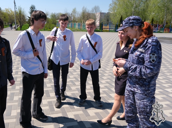 Росгвардейцы присоединились к патриотической акции «Георгиевская ленточка» в Тамбове