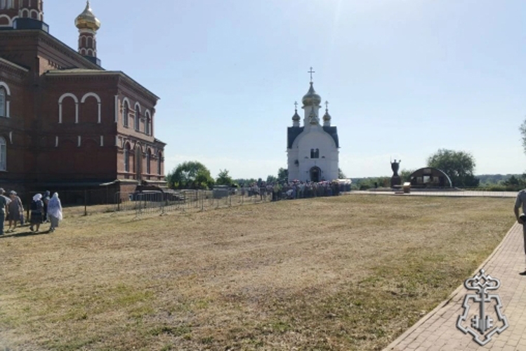 Тамбовские росгвардейцы обеспечили правопорядок во время проведения религиозных мероприятий в день памяти святителя Николая Чудотворца